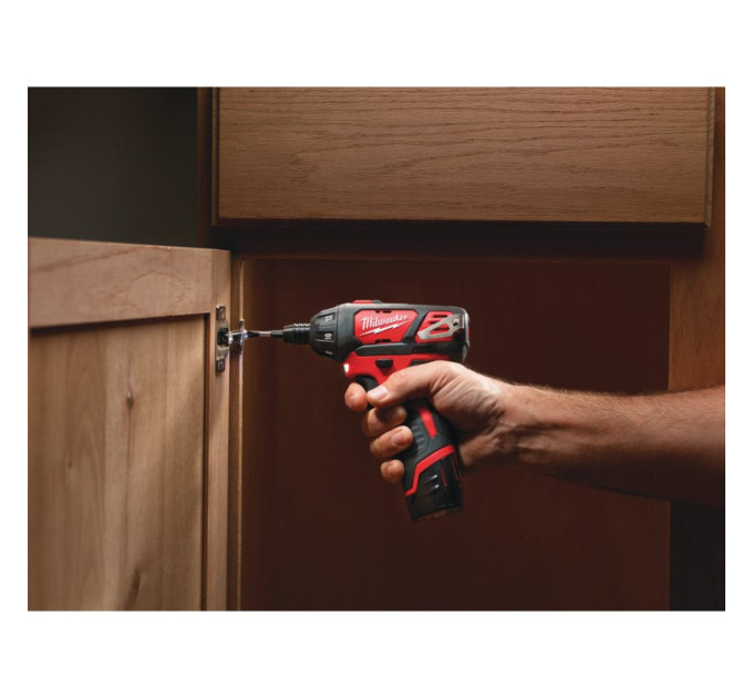 Шуруповерт аккумуляторный MILWAUKEE M12 BSD-0 (20Нм) (каркас)