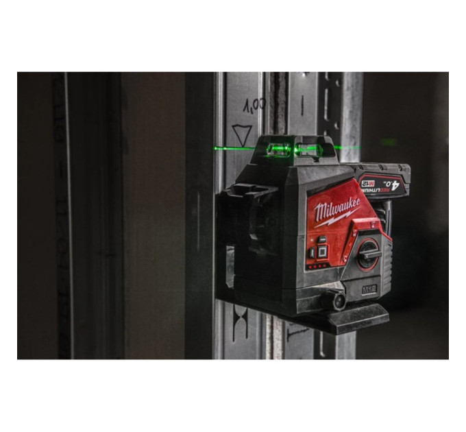 Нивелир лазерный аккумуляторный 3D MILWAUKEE M12 3PL-0C (360˚, зелёный луч)