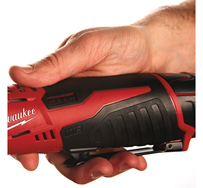 Трещётка аккумуляторная бесщёточная MILWAUKEE 3/8" (47 Нм) M12 IR-201B (ЗУ+1акк.Х2Ач+сумка)