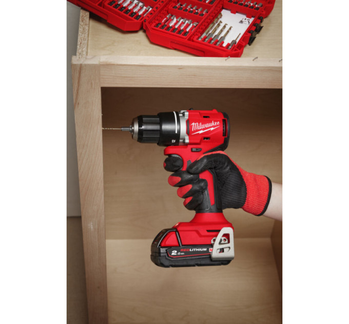 Дриль-шуруповерт акумуляторна безщіткова MILWAUKEE M18 BLDDRC-0 (61Нм) (каркас)