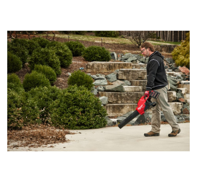 Воздуходувка аккумуляторная бесщёточная MILWAUKEE M18 F2BL-802 (2 Х18В)(ЗУ+2акк.Х8Ач) , (замена на 4