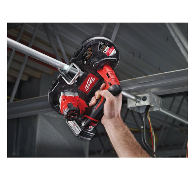 Пила ленточная аккумуляторная MILWAUKEE M12 BS-0 (каркас)