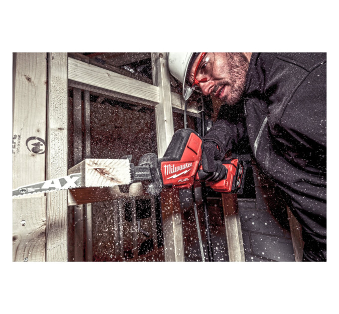 Пила сабельная аккумуляторная бесщеточная MILWAUKEE M18 FHZ-502X (ЗУ+2акк.Х5Ач+HDкейс)
