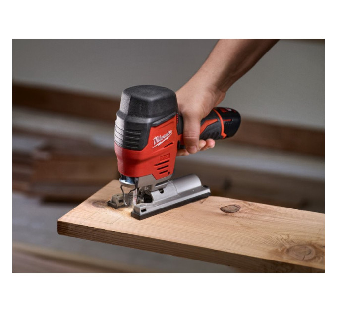 Пила лобзиковая аккумуляторная MILWAUKEE M12 JS-402B (ЗУ+2акк.Х4Ач+сумка)