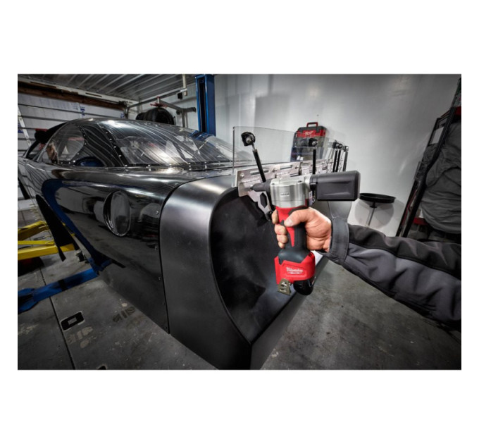 Заклепочник аккумуляторный MILWAUKEE M12 BPRT-201X Ø закл. 2,4-4,8мм (ЗУ+1акХ2ач+HDкейс)