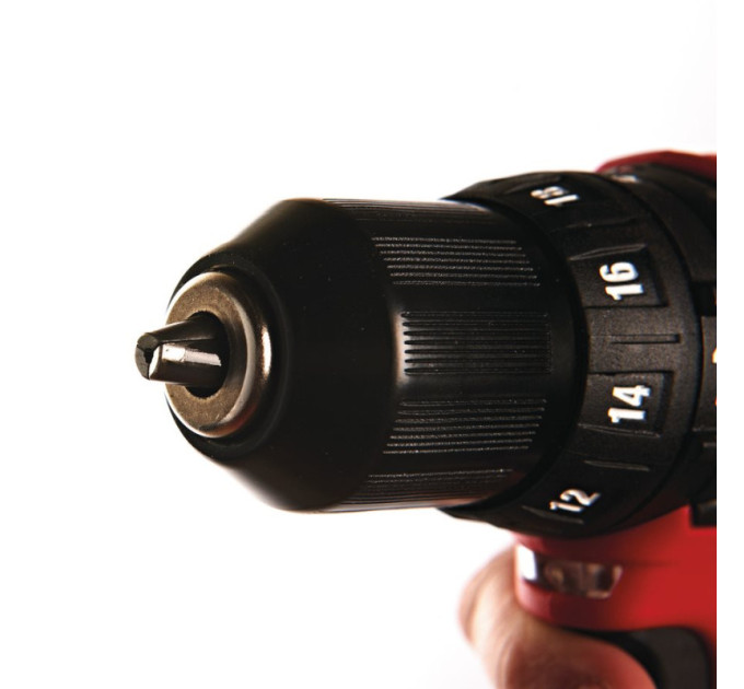Дриль-шуруповерт акумуляторна ударна MILWAUKEE M12 BPD-402C (30Нм)(ЗУ+2ак.Х4Ач+кейс)