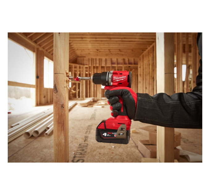 Дрель-шуруповёрт аккумуляторная бесщёточная ударная MILWAUKEE M18 BLPDRC-422С (60Нм) (ЗУ+2ак.+кейс)