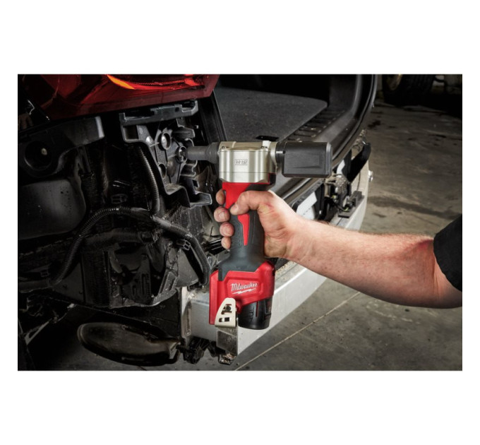 Заклепочник аккумуляторный MILWAUKEE M12 BPRT-0 Ø закл. 2,4-4,8мм (каркас)
