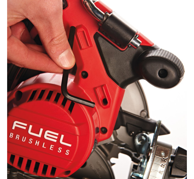 Пила дисковая аккумуляторная бесщеточная MILWAUKEE M18 CCS55-0Х Ø165мм (каркас+HDкейс)