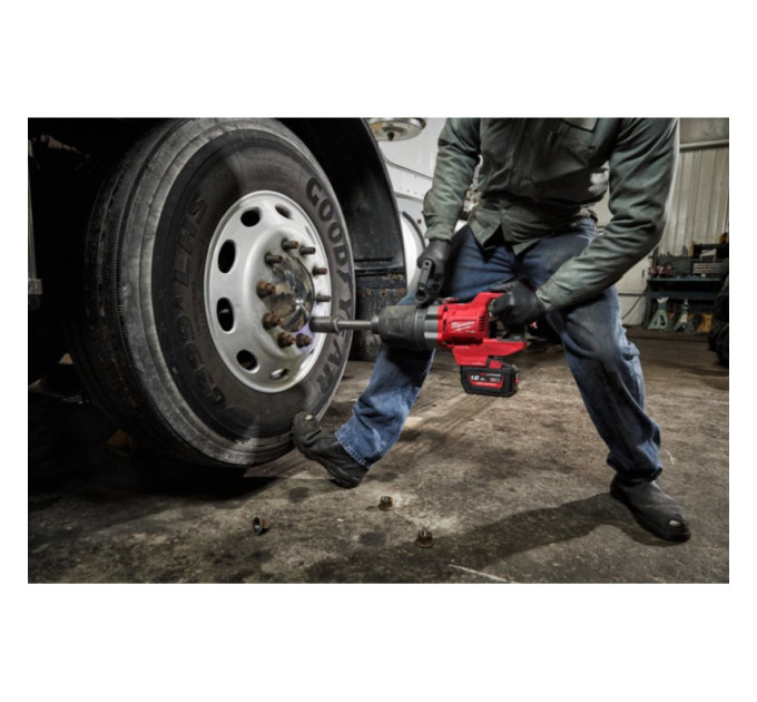 Гайковерт аккумуляторный бесщеточный MILWAUKEE 1'' (2711Нм) M18 ONEFHIWF1D-0C, с кольцом (каркас)