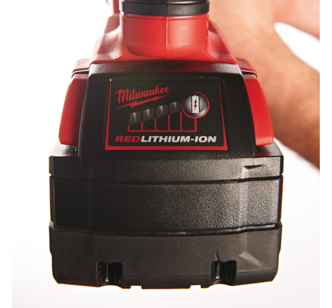 Пила сабельная аккумуляторная MILWAUKEE M18 BSX-402C (ЗУ+2акк.Х4Ач+кейс)
