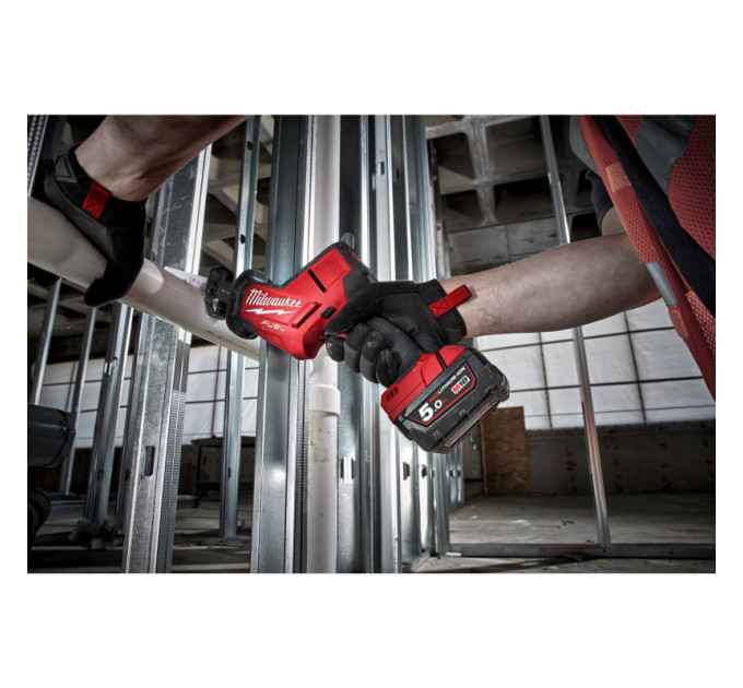 Пила сабельная аккумуляторная бесщеточная MILWAUKEE M18 FHZ-502X (ЗУ+2акк.Х5Ач+HDкейс)