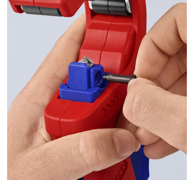 Труборез KNIPEX DP 50 для канализационних ПВХ труб 32/40/ 50мм, 90 23 01 BK