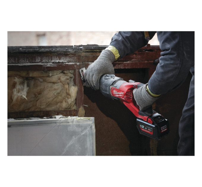 Пила сабельная аккумуляторная бесщёточная MILWAUKEE M18 FSX-121C (ЗУ+1акк.Х12Ач+кейс), (замена на 49