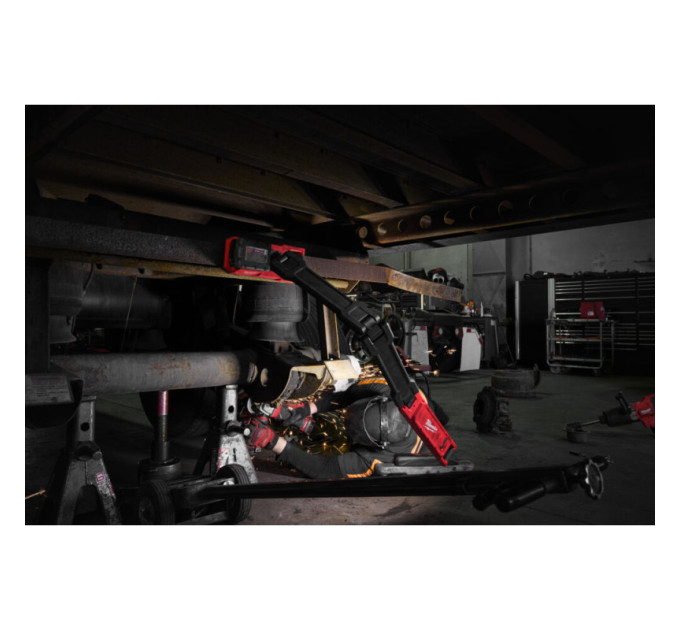 Фонарь светодиодный аккумуляторный MILWAUKEE M18 ABL-0 на магните