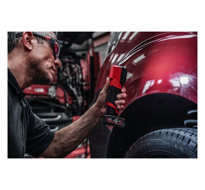 Фонарь светодиодный аккумуляторный для цветоподбора MILWAUKEE M12 CML-401 (ЗУ+1акк.Х4Ач)