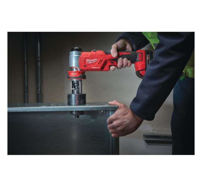 Пробойник аккумуляторный для отверстий FORCE LOGIC™ MILWAUKEE M18 HKP-201CA (ЗУ+2акк.Х2Ач+насадки)