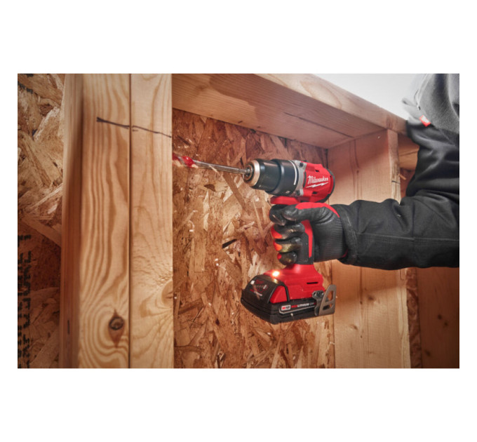 Дрель-шуруповёрт аккумуляторная бесщёточная MILWAUKEE M18 BLDDRC-202С (60Нм) (ЗУ+2акк.Х2Ач+кейс)