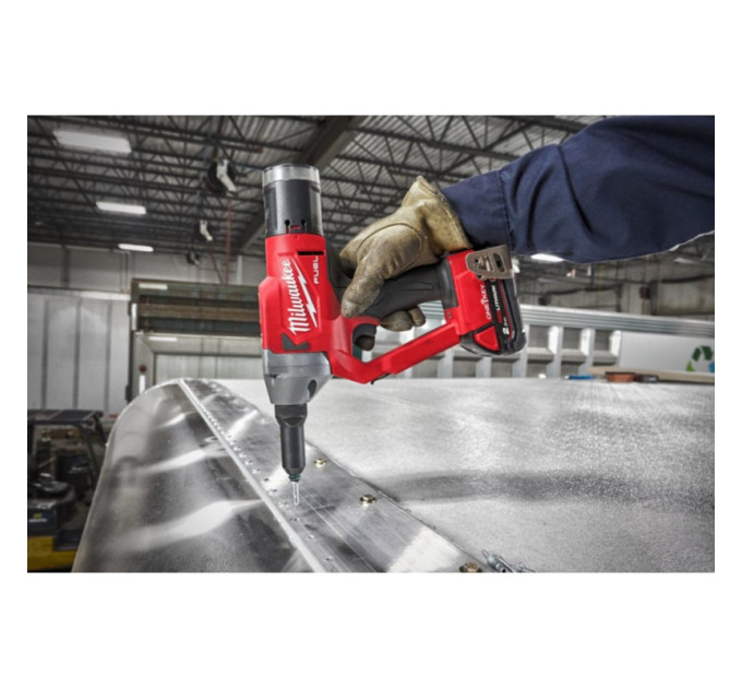 Заклепочник акумуляторний бесщеточный MILWAUKEE M18 ONEFPRT-202X (Ø4,8-7,0мм)(ЗУ+2акк.Х2Ач+HDкейс)