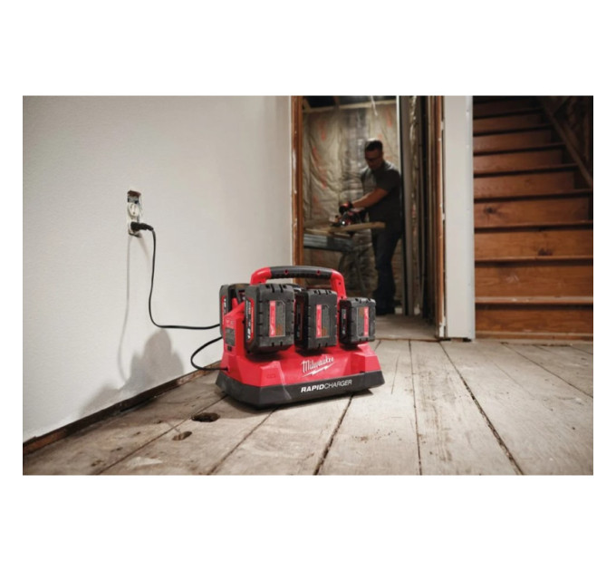 Зарядное устройство MILWAUKEE M18 PC6 (на 6 акк.) PACKOUT, (замена на 4932498551)