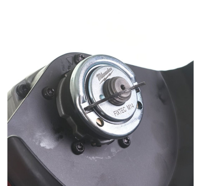 Углошлифовальная машина MILWAUKEE 125 мм AGV 13-125 XSPDEB KIT