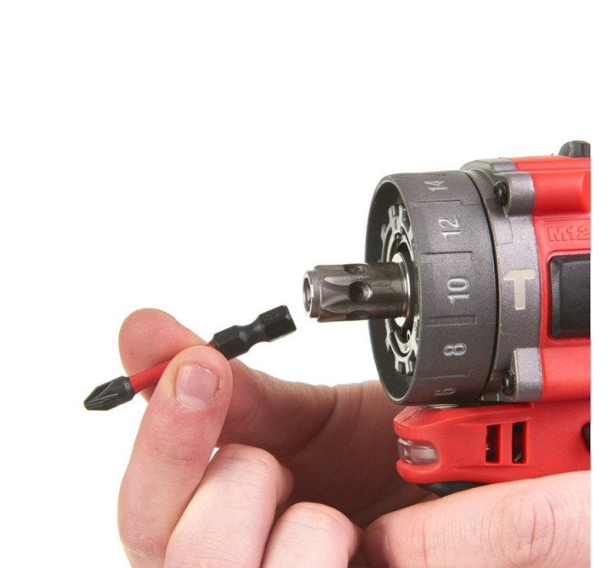 Дриль-шуруповерт акумуляторна безщіткова ударна MILWAUKEE M12 FPDX-202X (37Нм) (ЗУ+2акХ2Ач+кейс)
