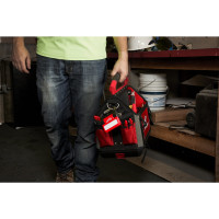 Фонарь светодиодный аккумуляторный компактный (зарядка через USB) MILWAUKEE L4 FFL-301