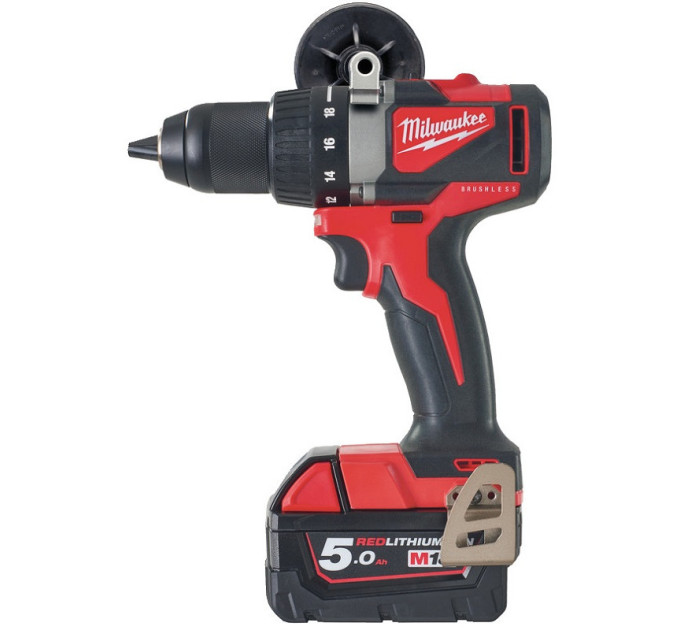 Дрель-шуруповёрт аккумуляторная бесщёточная MILWAUKEE M18 BLDD2-502X (82Нм) (ЗУ+2акк.Х5Ач+HDкейс)
