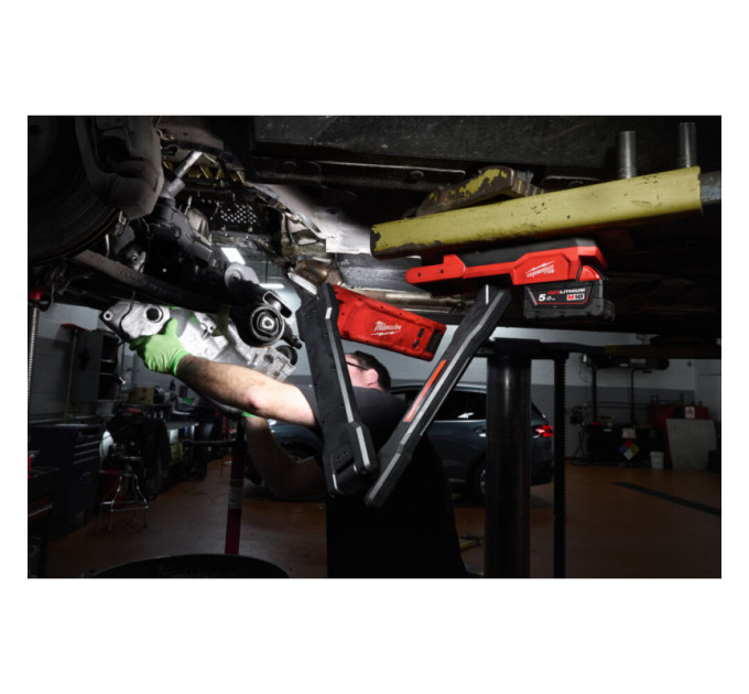 Фонарь светодиодный аккумуляторный MILWAUKEE M18 ABL-0 на магните