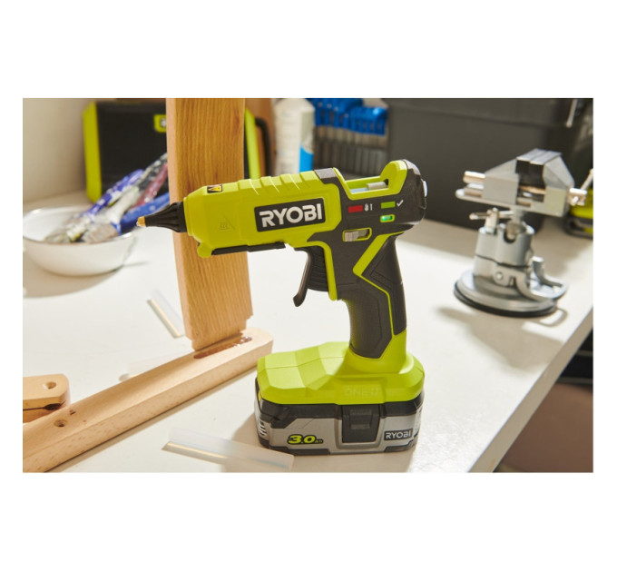 Пистолет клеевой аккумуляторный RYOBI RGL18-0 ONE+18В (без АКБ и ЗУ) (5133005002)