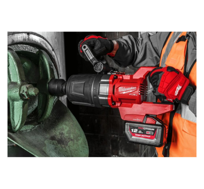 Гайковерт акумуляторний безщітковий MILWAUKEE 1'' (2711Нм) M18 ONEFHIWF1DS-121C, з кільцем (ЗУ+1ак.)
