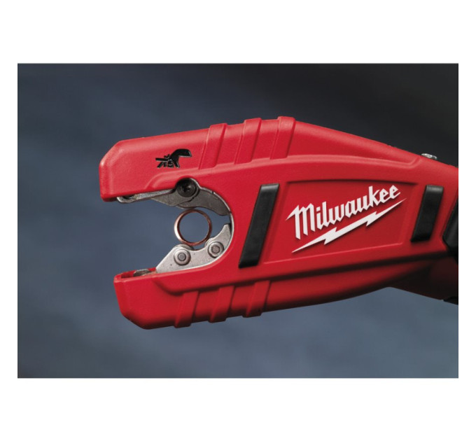 Труборез аккумуляторный по медным трубам MILWAUKEE C12 PC-0 (каркас)