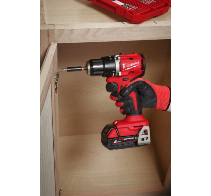 Дриль-шуруповерт акумуляторна безщіткова MILWAUKEE M18 BLDDRC-0X (60Нм) (каркас+HDкейс)