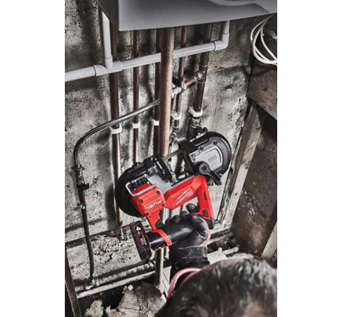 Пила ленточная аккумуляторная бесщёточная MILWAUKEE M12 FBS64-402C (ЗУ+2акк.Х4Ач+кейс)