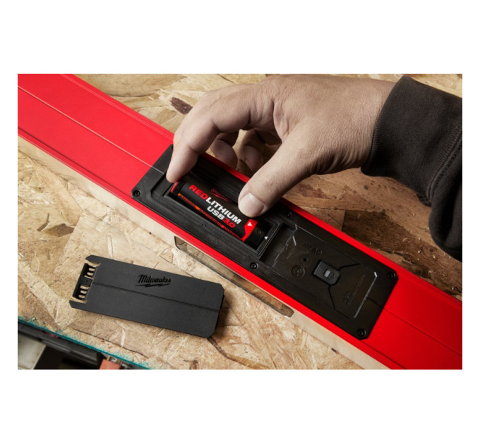 Аккумулятор MILWAUKEE L4 B3 REDLITHIUM™ USB 3.0 Ач 4933478311
