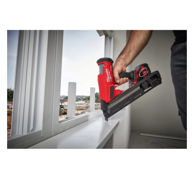 Пистолет гвоздезабивной аккумуляторный бесщёточный MILWAUKEE M18 FN15GA-0X (32-64мм)(каркас, HDкейс)
