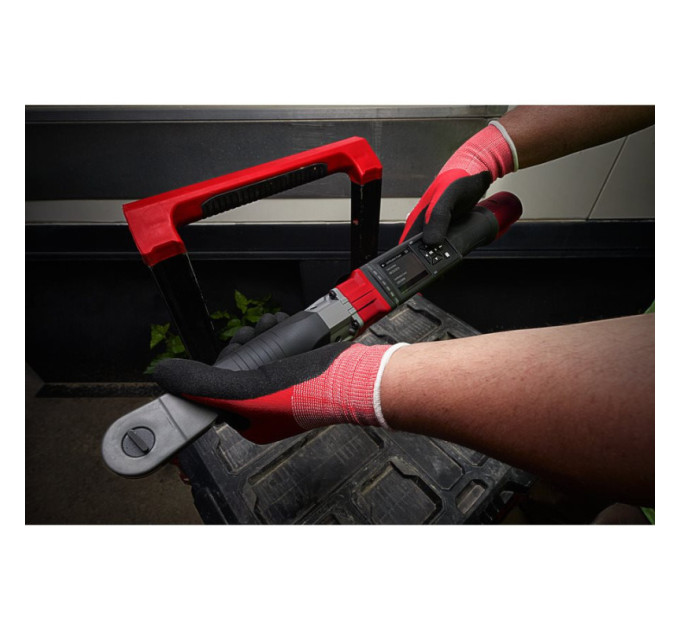 Ключ динамометрический электронный MILWAUKEE 3/8'' (13.6 - 135.6Нм) M12 ONEFTR38-201C(ЗУ+2Х2Ач+кейс)