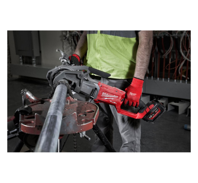 Інструмент різьбонарізний акумуляторний MILWAUKEE M18 FPT2-0C 2'', (кейс)