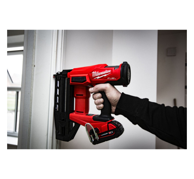 Пистолет гвоздезабивной аккумуляторный бесщёточный MILWAUKEE M18 FN16GS-0X (25-64мм)(каркас, HDкейс)