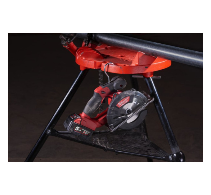 Пила дисковая аккумуляторная бесщеточная по металу MILWAUKEE M18 FMCS-0X Ø150мм (каркас+HDкейс)