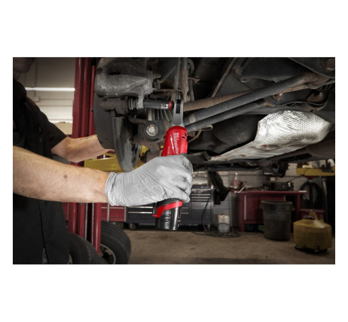 Трещітка акумуляторна безщіткова MILWAUKEE 3/8" (47 Нм) M12 FHIR38-0 (каркас)