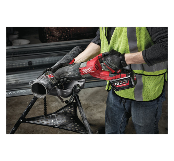 Пила сабельная аккумуляторная бесщёточная MILWAUKEE M18 FSX-121C (ЗУ+1акк.Х12Ач+кейс), (замена на 49