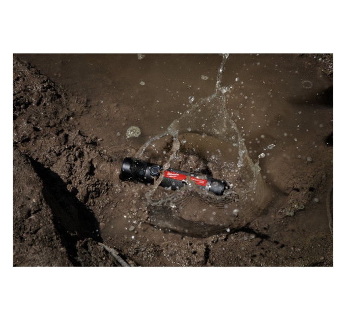 Фонарь светодиодный аккумуляторный компактный (зарядка через USB) MILWAUKEE L4 FMLED-301