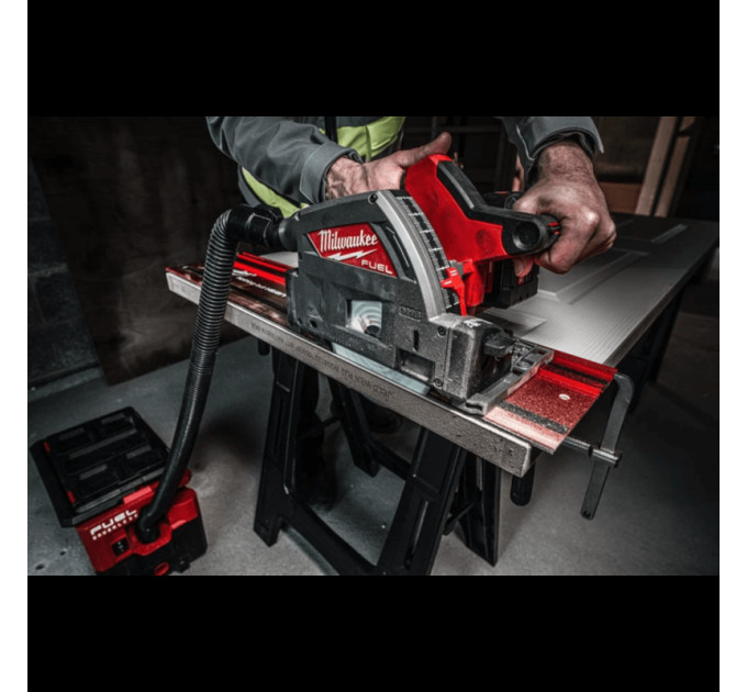 Пила дисковая погружная аккумуляторная бесщеточная MILWAUKEE M18 FPS55-552P Ø165мм (ЗУ+2Х5.5Ач+кейс)