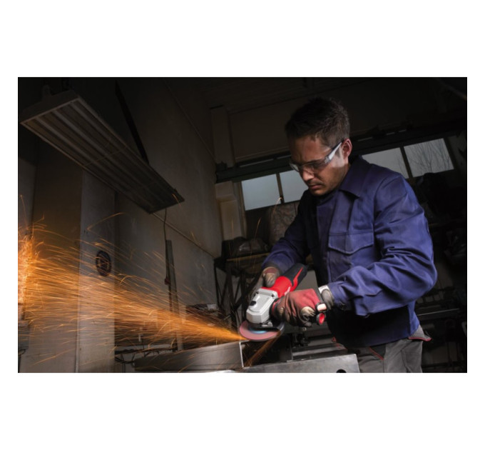 Углошлифовальная машина MILWAUKEE 125 мм AGV 15-125 XC 4933428120