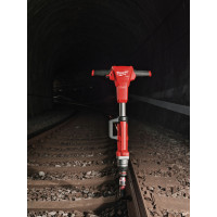 Гайковерт железнодорожный аккумуляторный MILWAUKEE 1'' M18 FHIWF1R-0C (2000 Нм) (каркас)