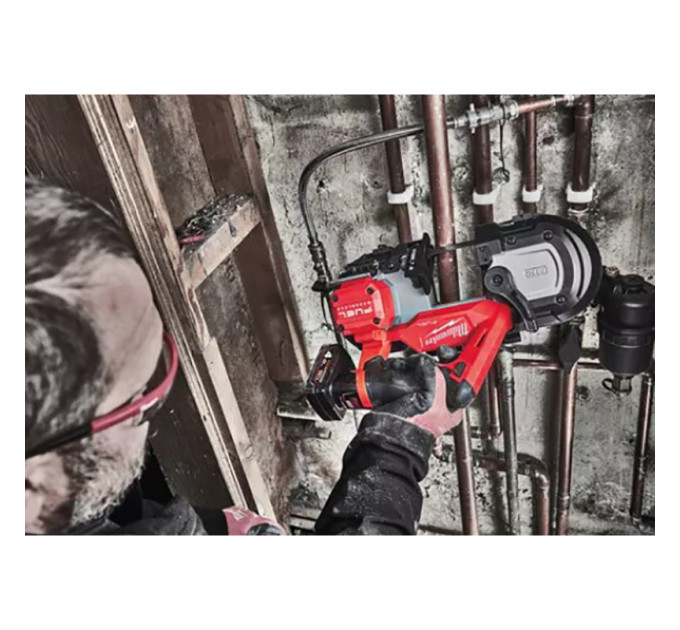 Пила ленточная аккумуляторная бесщёточная MILWAUKEE M12 FBS64-402C (ЗУ+2акк.Х4Ач+кейс)