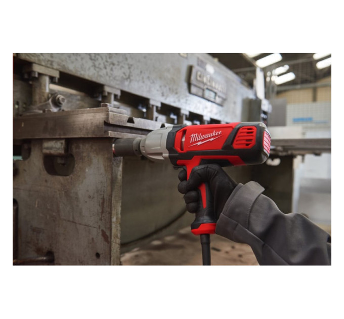 Гайковерт ударный 1/2" MILWAUKEE IPWE 400 R крут. мом. 400 Нм, 4933451524