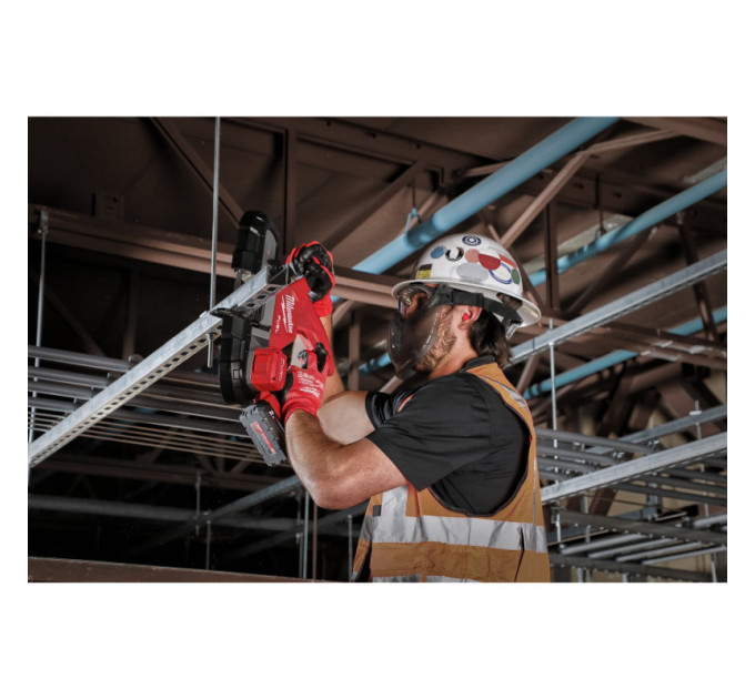 Пила ленточная аккумуляторная бесщёточная MILWAUKEE M18 FBS85-202C (ЗУ+2акк.Х2Ач+кейс)