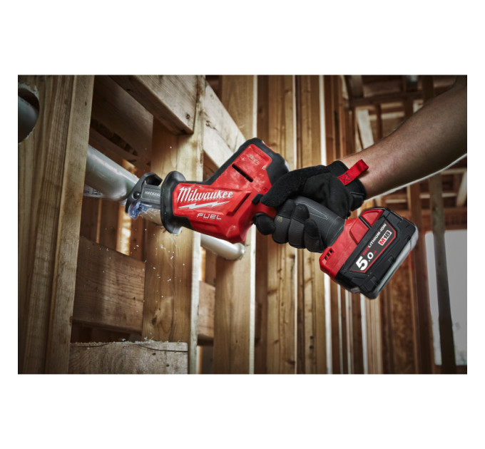 Пила сабельная аккумуляторная бесщеточная MILWAUKEE M18 FHZ-502X (ЗУ+2акк.Х5Ач+HDкейс)